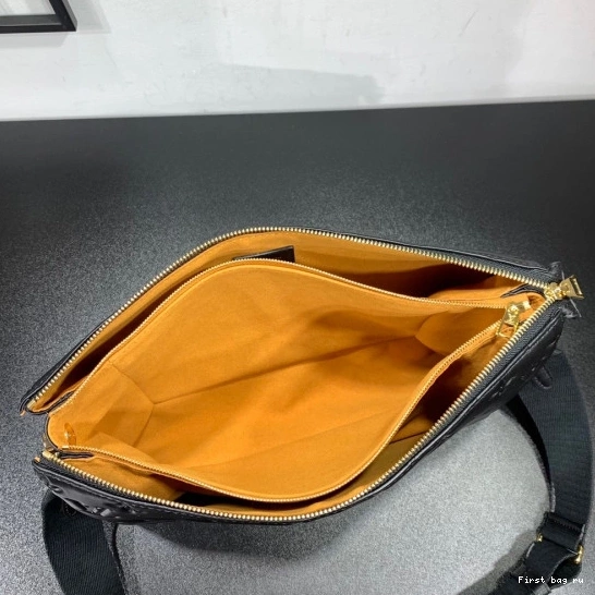 First bag ru LOUIS COUSSIN VUITTON MM 0818